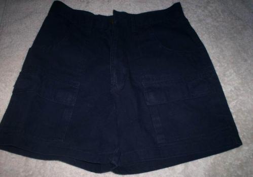 Donkerblauwe short maat 164