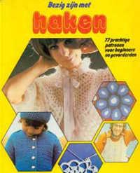 Bezig zijn met haken, boek met harde kaft