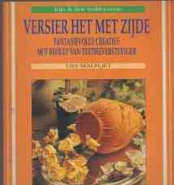Versier het met zijde, Lily Malfliet