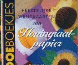 Feestelijke wenskaarten van honingraatpapier,