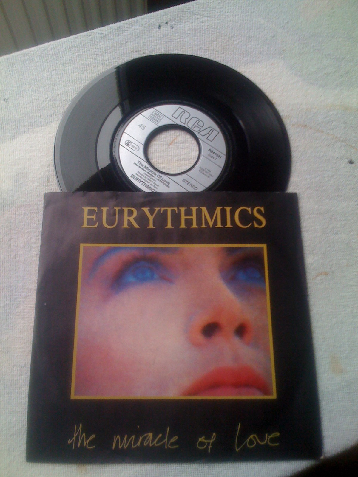 EURYTHMICS The miracle of love