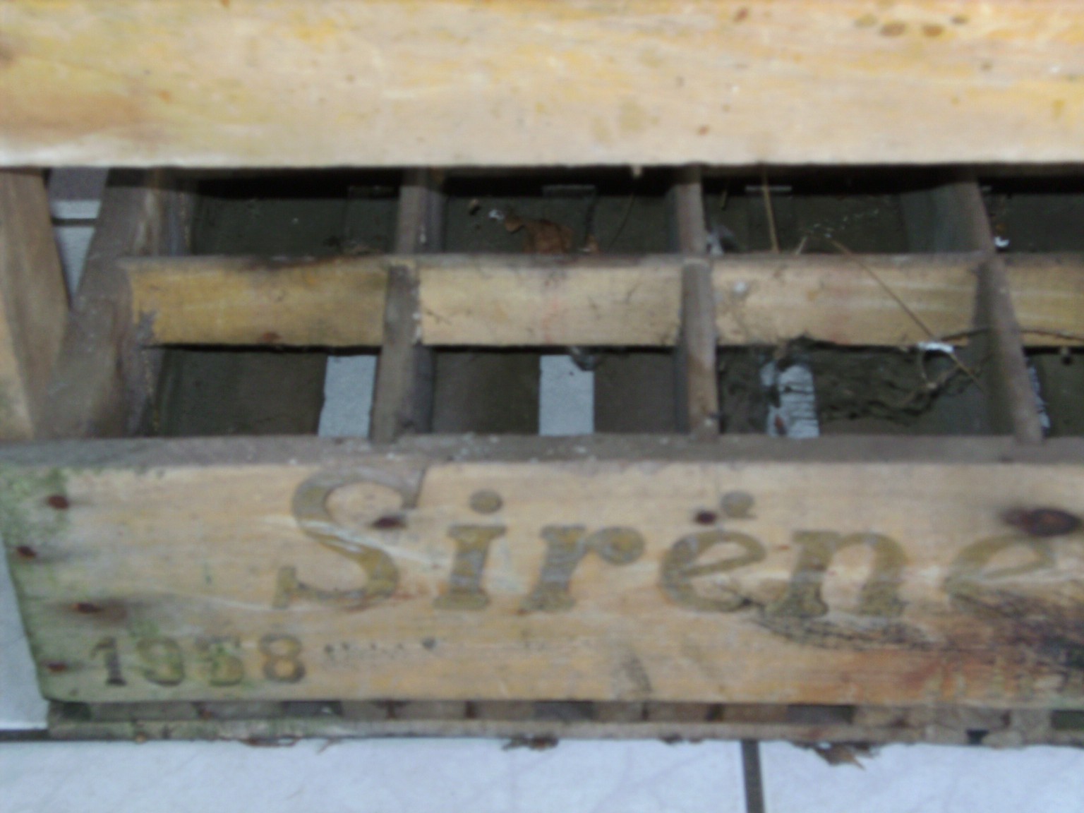 Oude drankbak Sirène