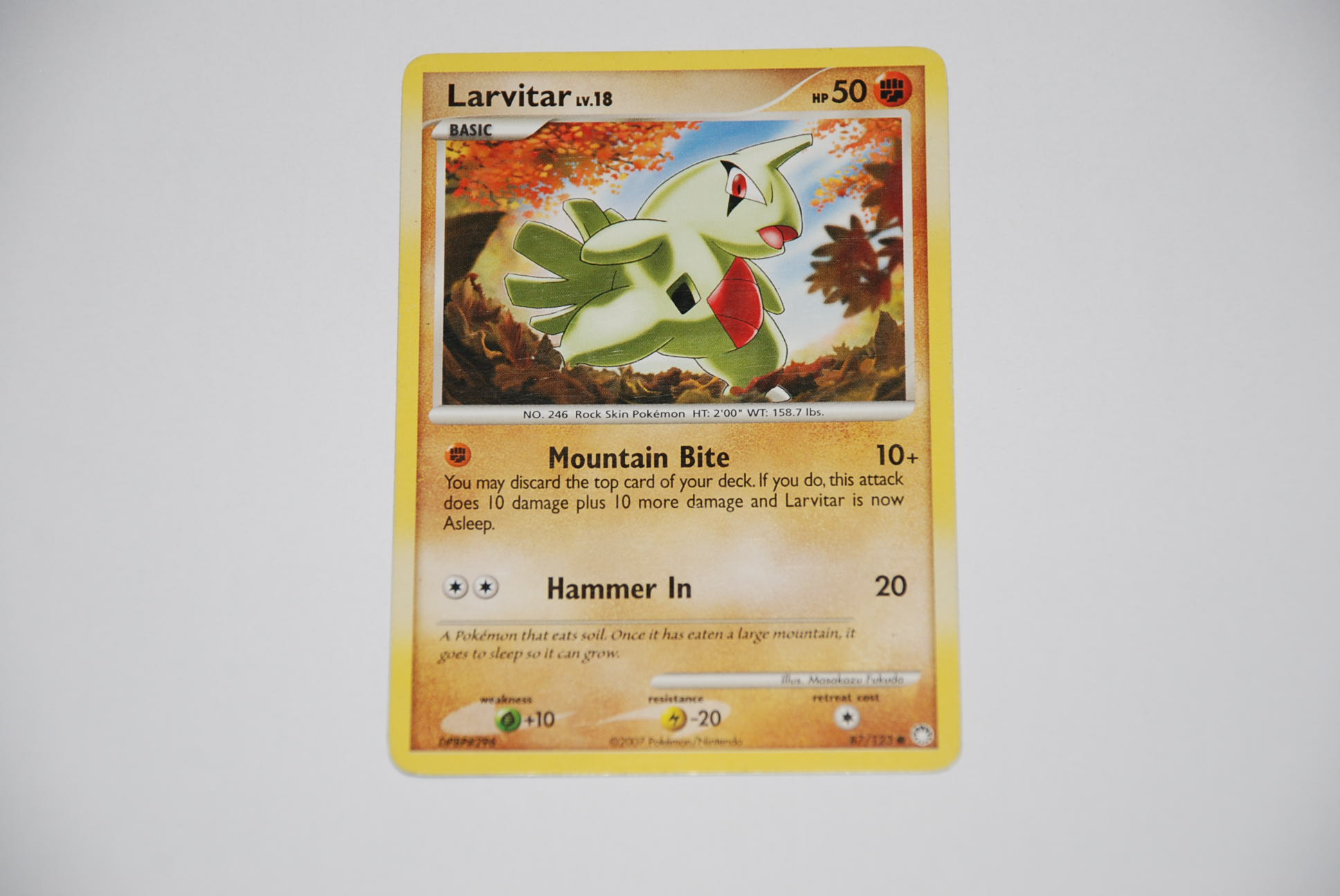 pokemon kaart larvitar lv 18