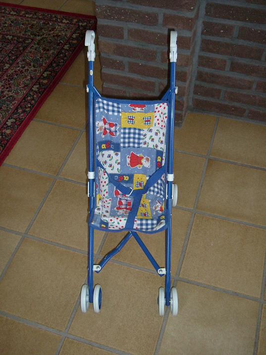 2 poppen buggy's