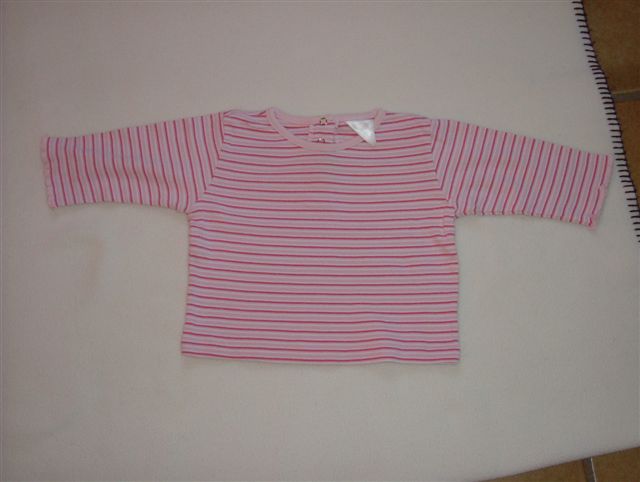  licht roze gestreepte t-shirt, maat 80