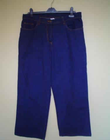 Zeer mooie jeansbroek " Counhy" Weggeefprijs!!!