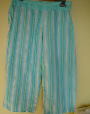 Mooie zomerbroek " Hema"nr 27 Weggeefprijs!!