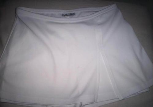 Wit broek -rok shortje van Pimkie, voor 12 jaar