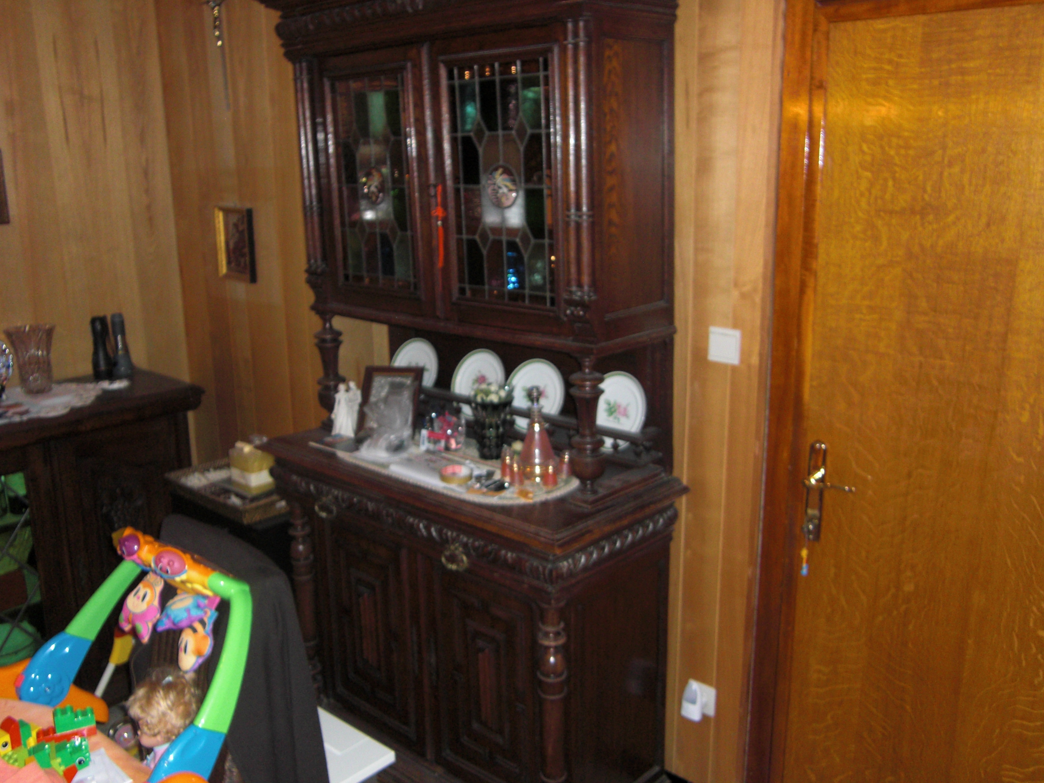 antieke Mechelse kast